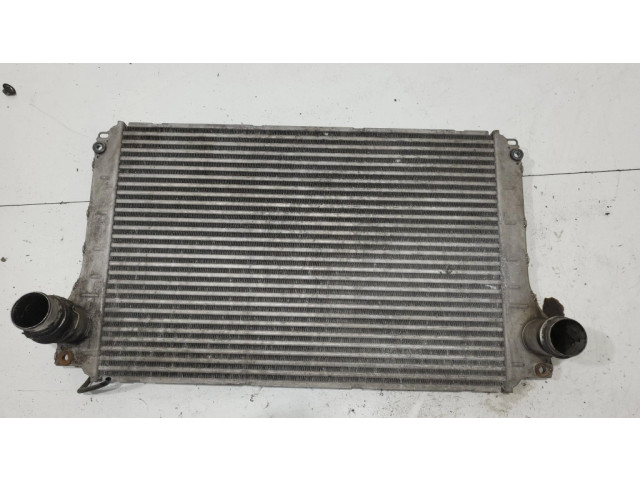 Интеркулер JD1271002220, 0R010 Toyota Avensis T250 2.2