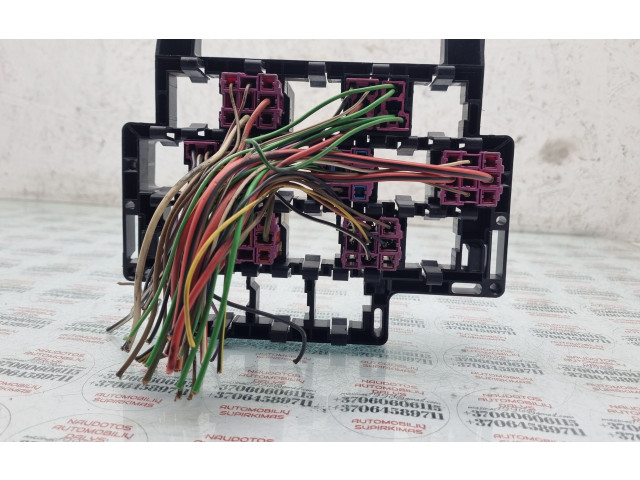 Блок предохранителей 14447, 0648 Ford Galaxy