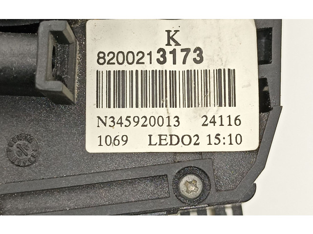 Ручка стеклоочистителей 8200213173, N345920013 Dacia Logan Pick-Up