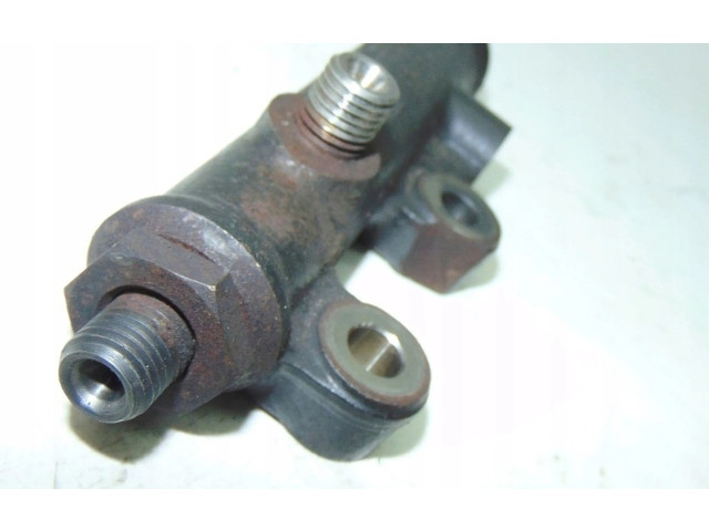 Топливная рампа    Jaguar XF X250  