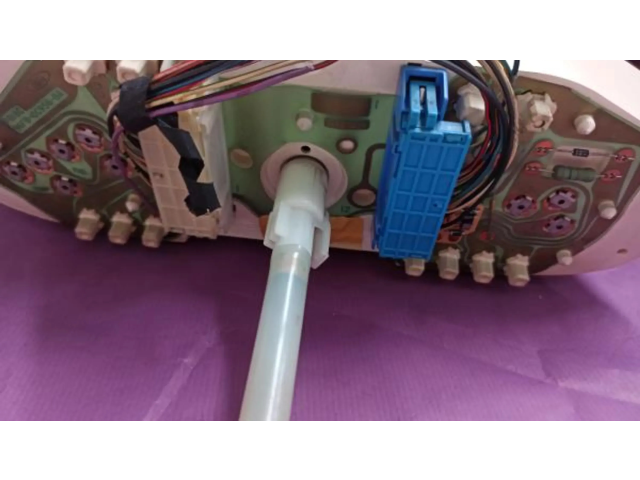 Přístrojová deska Peugeot 504 96FB-10838-BA