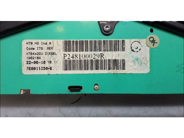 Панель приборов 248104707R, P248100029R Dacia Duster