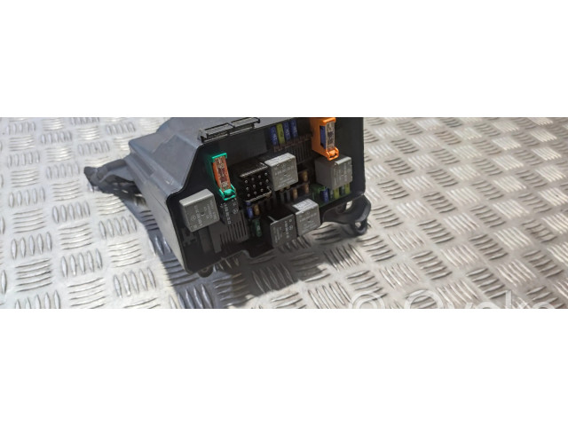 Блок предохранителей A2059981301   Mercedes-Benz GLC C253    