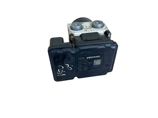 Jednotka ABS 30681619, P30681619 Volvo XC70 2009