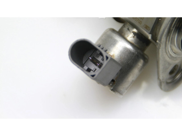 Топливный насос 04E127025B   Audi A3 S3 8V