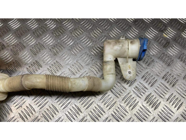 Бачок оконной жидкости