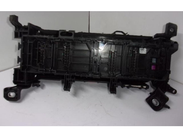 Pojistková skříňka A2465400340 Mercedes-Benz GLA W156 2016