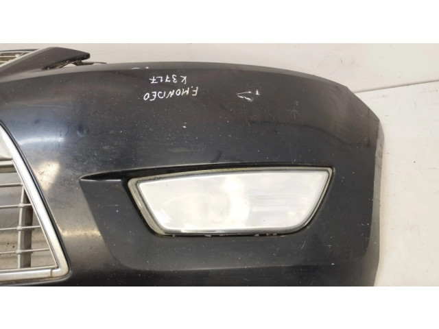 Передний бампер