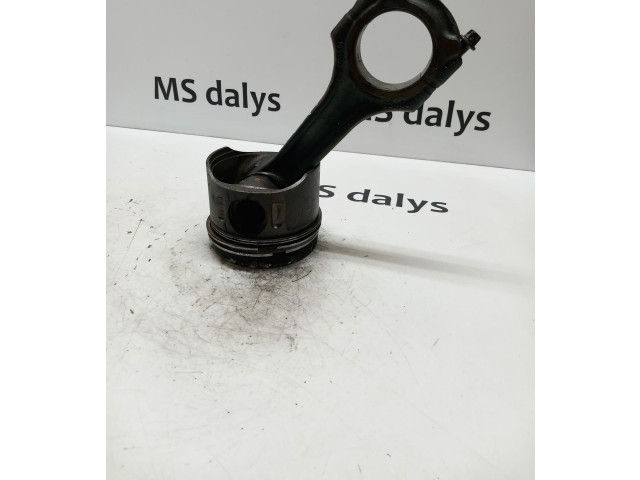 Píst A6110300320, A6130300117 Mercedes-Benz S W220