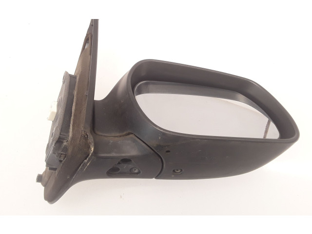 Зеркало электрическое правое Mazda 2 2003-2007 года