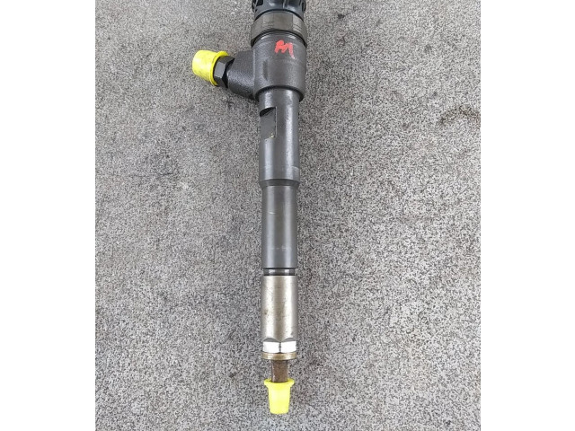 Vstřikovač 166000121R Renault Captur K9K628