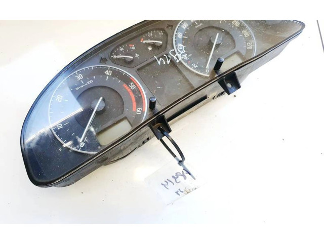 Панель приборов 3u0920812d   Skoda Superb B5 (3U)       