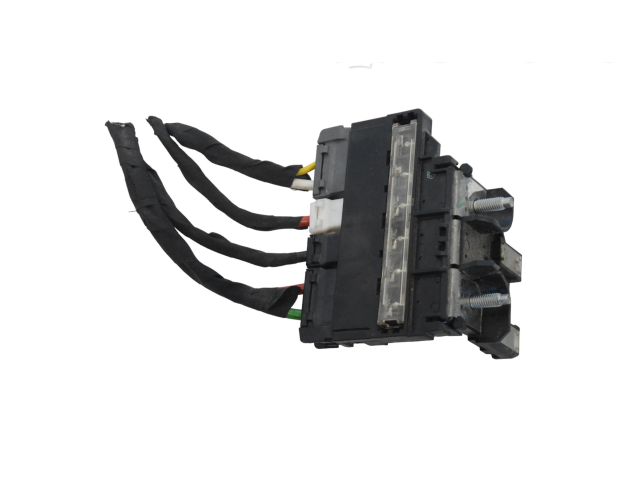 Pojistková skříňka Nissan Juke II F16 2021