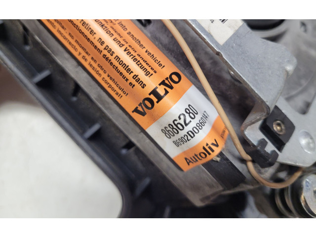 Подушка безопасности водителя 30642025, 243530700323   Volvo V70