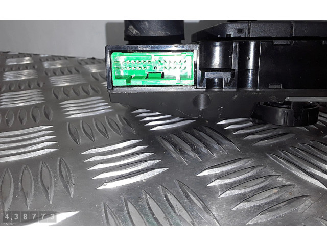 Блок управления кондиционера воздуха / климата/ печки (в салоне) 30795268 Volvo S60