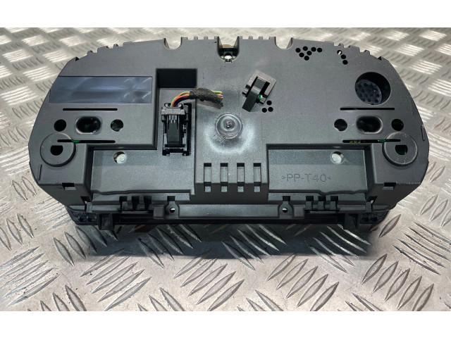 Přístrojová deska BMW X1 E84 2010 102538098, 9220964