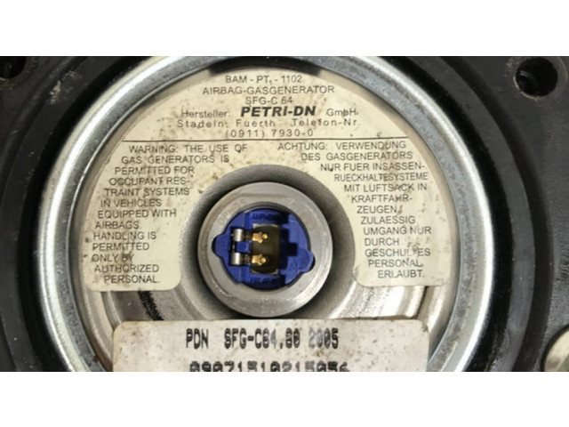 Подушка безопасности водителя 001670 Volkswagen Golf IV