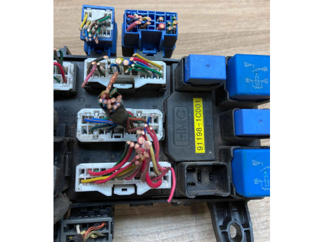 Блок предохранителей 911981C001 Hyundai Getz