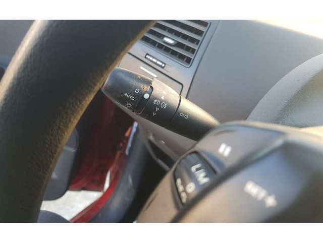 Кнопки рулевого колеса 6242HL Citroen C4 I