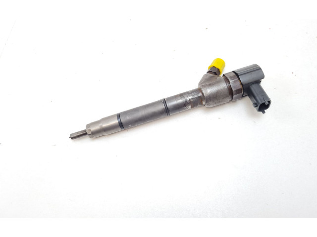 Форсунка 338002A900, 0445110320    KIA Ceed   