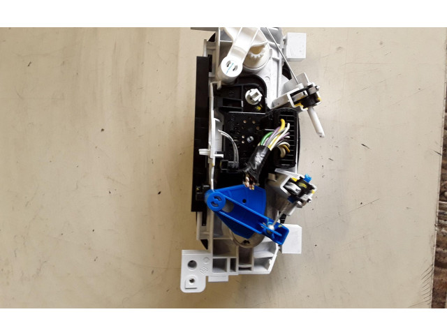 Блок управления климат-контролем    Dacia Duster