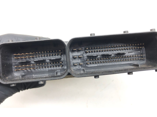 Řídící jednotka 0281018769 Opel Zafira C 2011