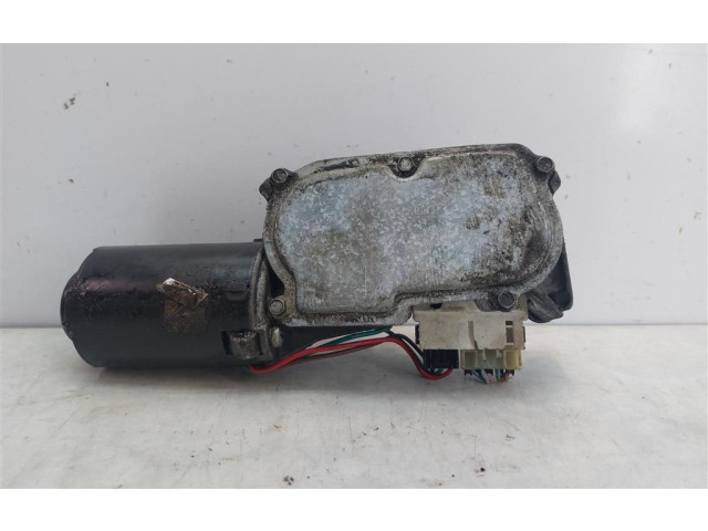 Двигатель стеклоочистителей    Fiat Uno