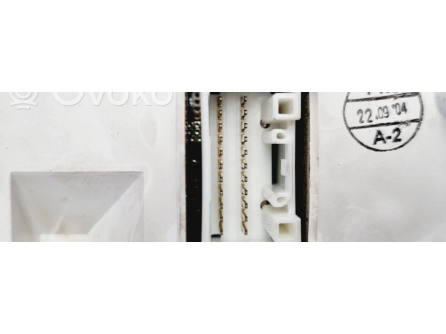 Комплект блоков управления MR951770, MM0038001 Mitsubishi Colt