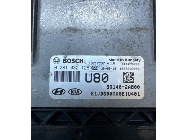 Блок управления двигателя 0281032126, 391402A800   KIA Ceed