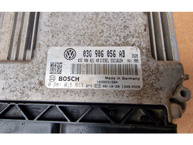 Řídící jednotka 03G906056AB, 0281015613 Volkswagen Caddy 2009