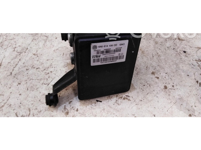Блок АБС 5N0614109CD Audi Q3 8U 2011 - 2016 года