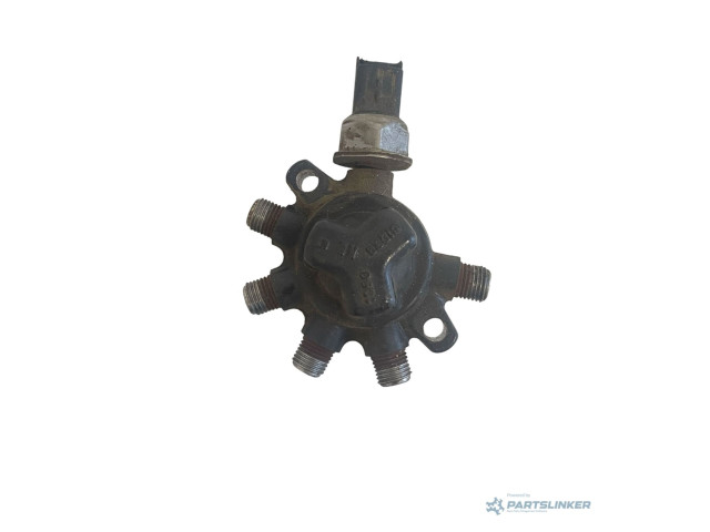 Топливная рампа R9144Z070B, 8200584034   Renault Clio II  