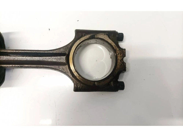  Поршень с шатуном    Volvo XC90  