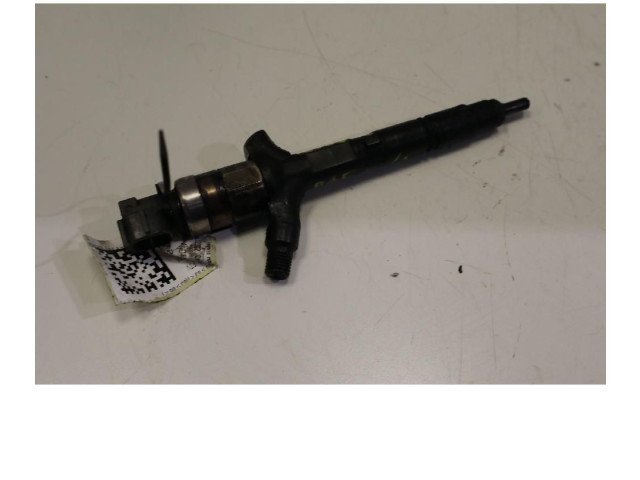 Vstřikovač 2367029035 Toyota RAV 4 (XA20) 1CD FTV