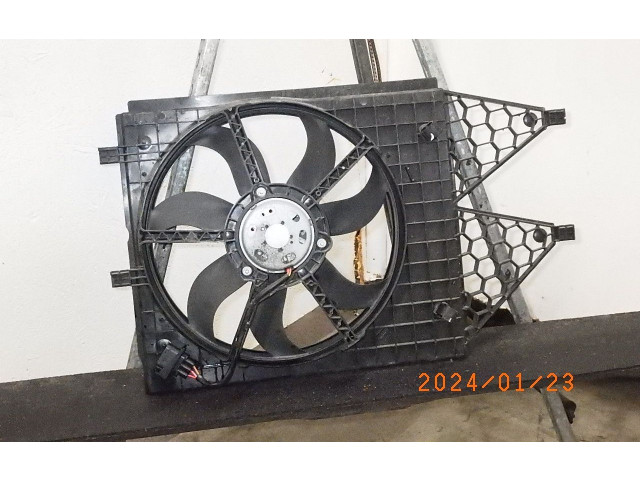 Вентилятор радиатора     6R0121207Q    Skoda Fabia Mk2 (5J) 