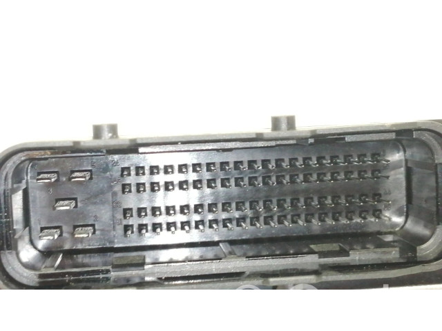 Блок управления двигателя 3910523370   Hyundai Coupe