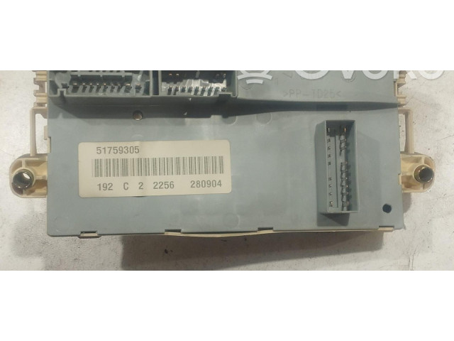  Pojistková skříňka 51759305, 51759305   Fiat Stilo 2006