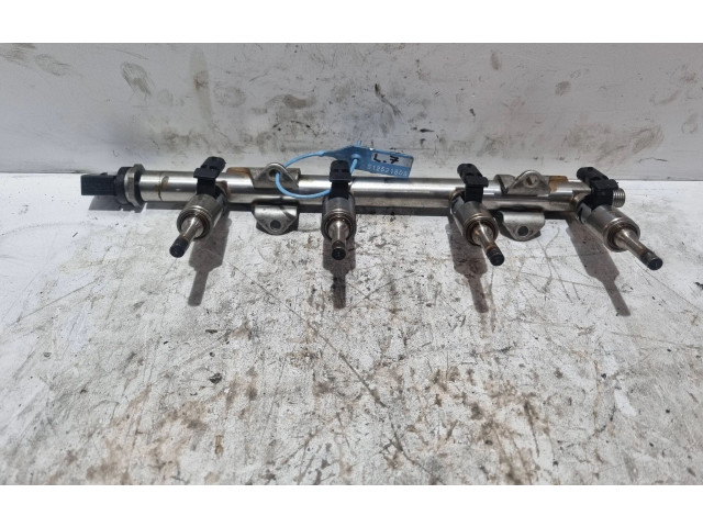 Топливная рампа 04E133320D, 04E133036A   Skoda Octavia Mk3 (5E)  