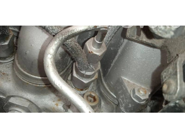 Форсунка     Mercedes-Benz W123   