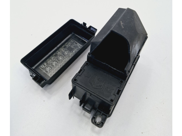 Блок предохранителей 9213372 Mini One - Cooper Clubman R55