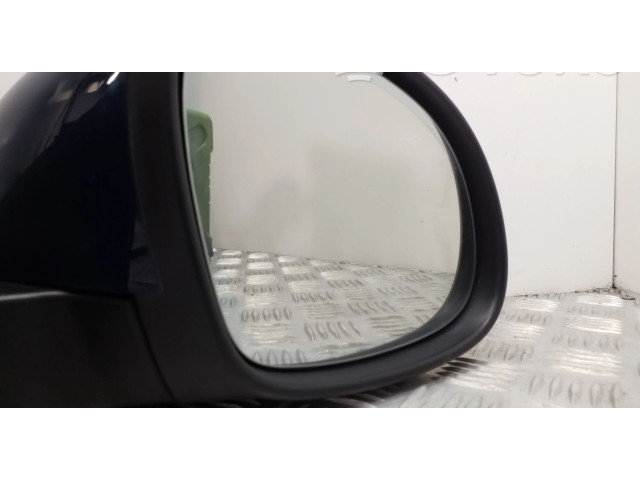 Зеркало электрическое Skoda Yeti (5L) 2009 - 2017 года