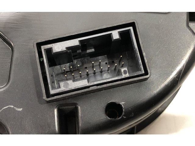 Панель приборов 6V0920730E   Skoda Fabia Mk3 (NJ)       