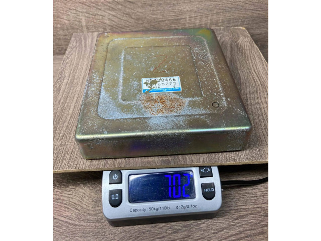 Блок управления двигателем ECU MD328466 Mitsubishi Colt