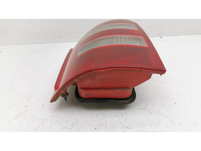 Задний фонарь левый 8Z0945095B Audi A2