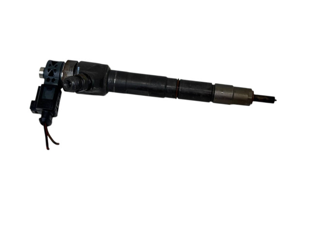 Форсунка 04L130277AJ    Skoda Octavia Mk3 (5E)  CLHA 