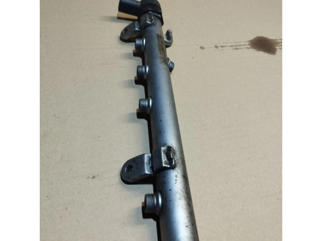 Топливная рампа A6420700695   Jeep Grand Cherokee (WK) 3.0 