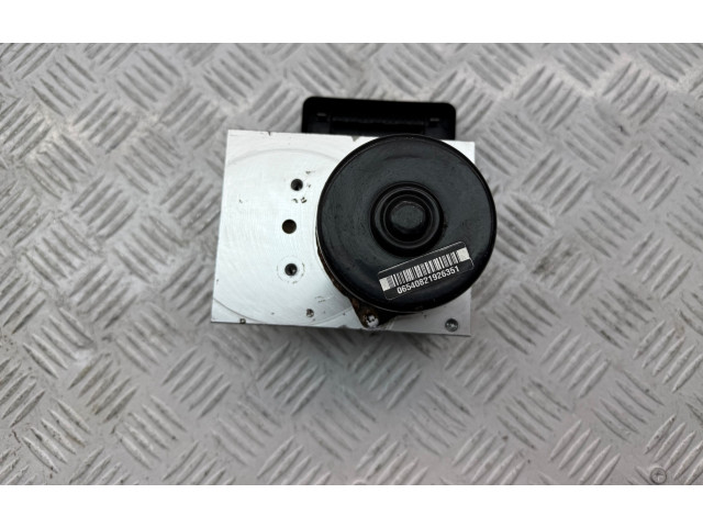 Блок АБС 30714956, 10092504113   Volvo  V70  2000 - 2004 года