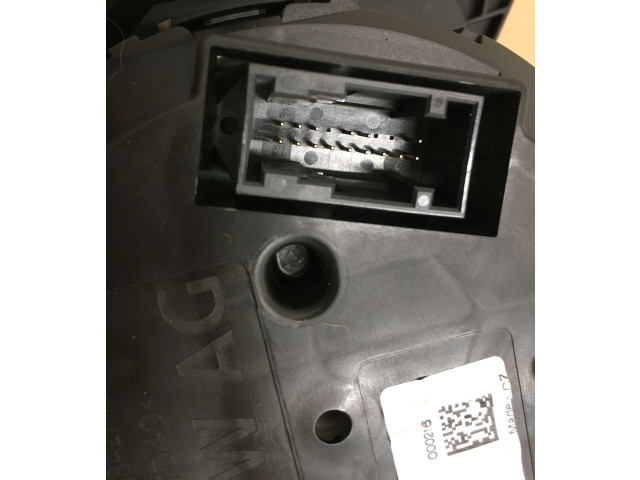 Панель приборов 3V0920941A, VD1048270 Skoda Superb B8 (3V)