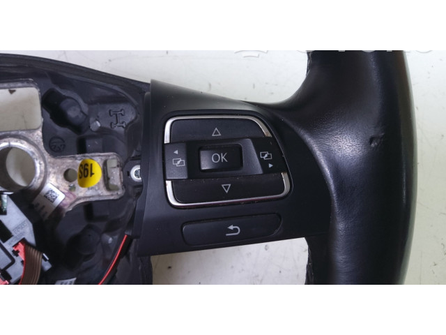 Руль Volkswagen Touran II 2010 - 2016 года 61978150G