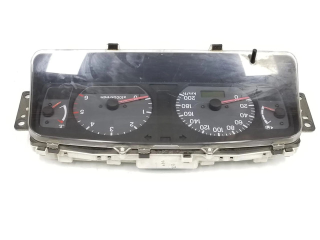 Панель приборов MR506277, MR456883   Mitsubishi Montero       